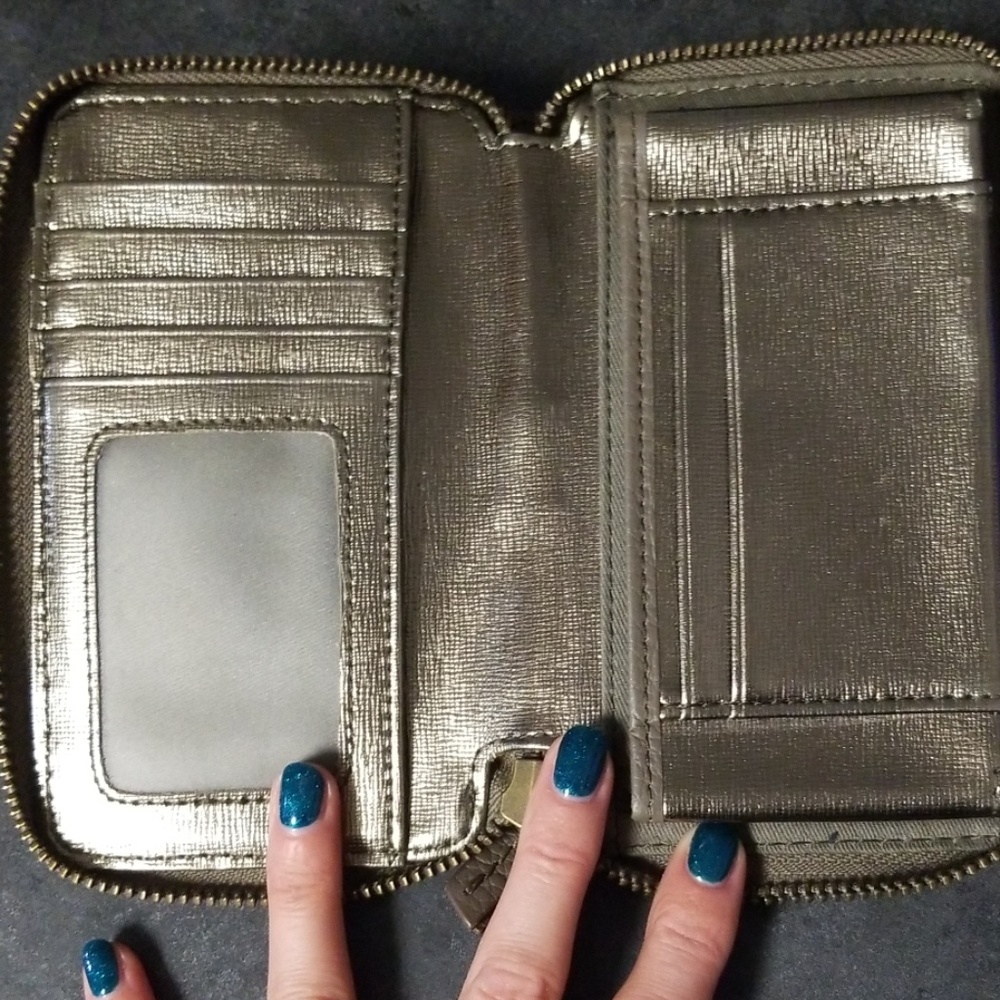 Fossil Wallet - Picture 2 of 3